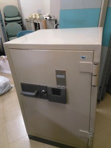 金庫処分　千葉県　柏市　末広町　金庫回収　引越し不用品処分　引越し不用品回収　引越し家具回収　引越し家電回収　引越し家電処分　引越し家具処分